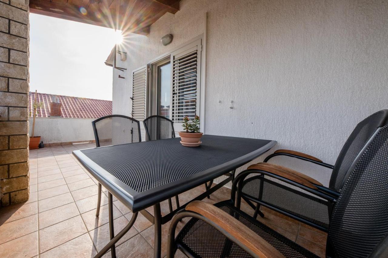 Nikolina Rab Apartments Rab Town Zewnętrze zdjęcie
